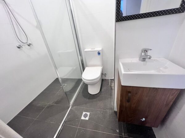 Single Private Room in SURRY HILLS  (Room 6 Standard) - Image 7