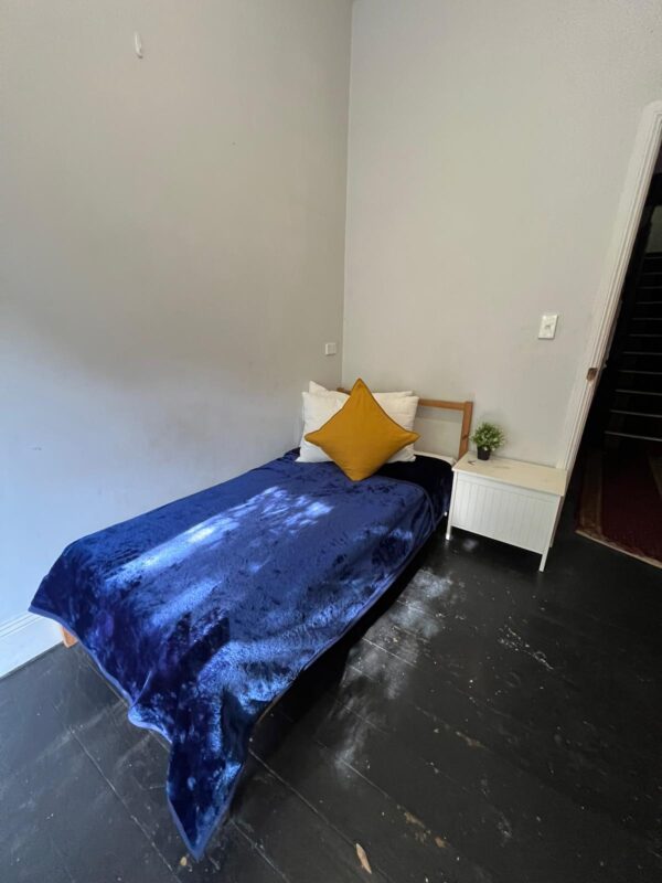 Furnished Private Room in Darlinghurst (Room 7 Standard) - Image 4