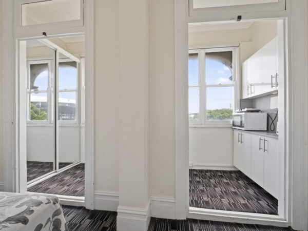 Paddington Accommodations (Room 30 Own Kitchen and Bathroom) - Image 6
