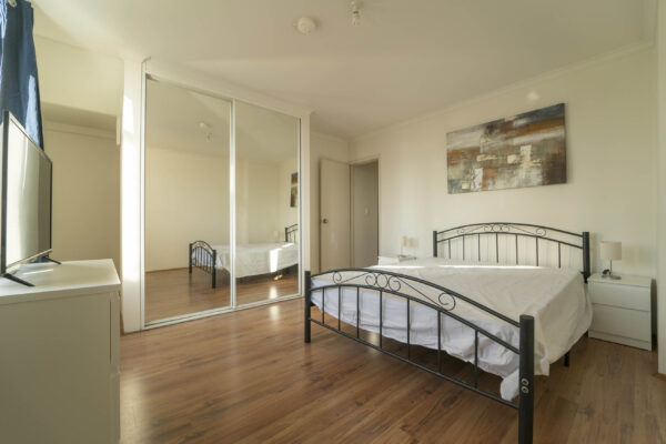 Furnished Large Room in Newtown (Room 4 Standard) - Image 2