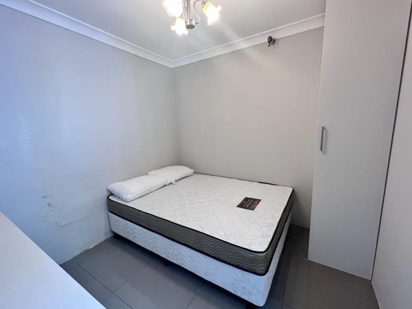 Furnished Private Room with Own Kitchen and Bathroom in Paddington (Room 9B)