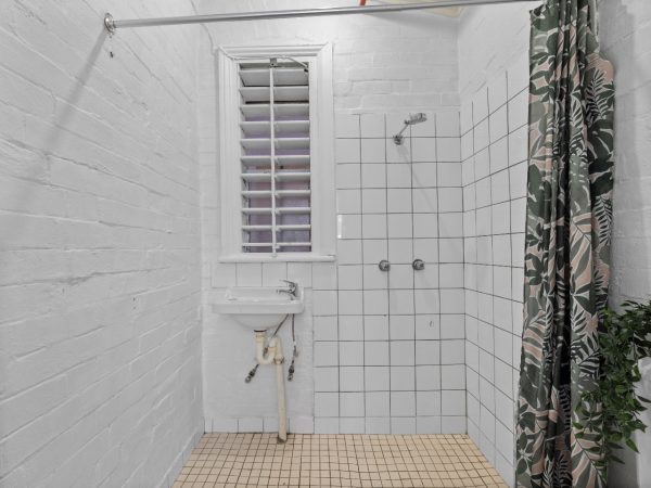 Furnished Private Studio in PADDINGTON 2021 (Room 6 Studio) - Image 8