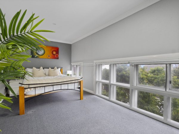 Modern Large Private Room in PETERSHAM (Room 2 Standard) - Image 6