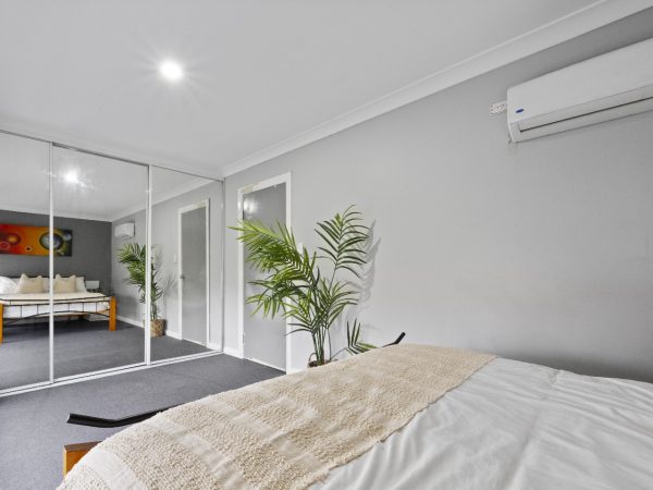 Modern Large Private Room in PETERSHAM (Room 2 Standard) - Image 5