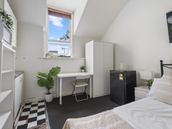 Furnished Private Studio in PADDINGTON 2021 (Room 26 Studio) - Image 5