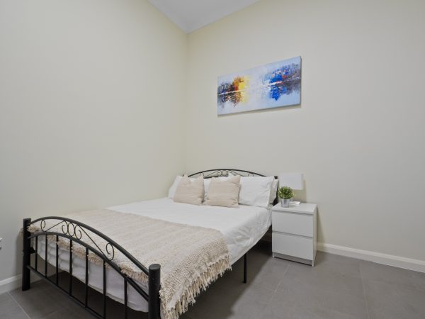 Furnished Private Room in CHIPPENDALE (Room 1 Standard) - Image 3