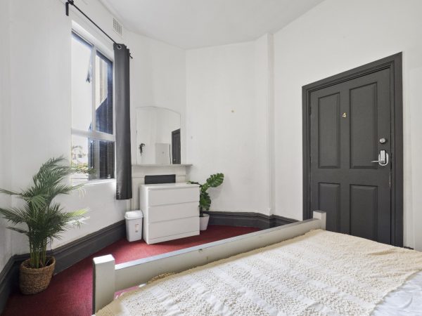 Redfern Accommodations (Room 4 Standard) - Image 3
