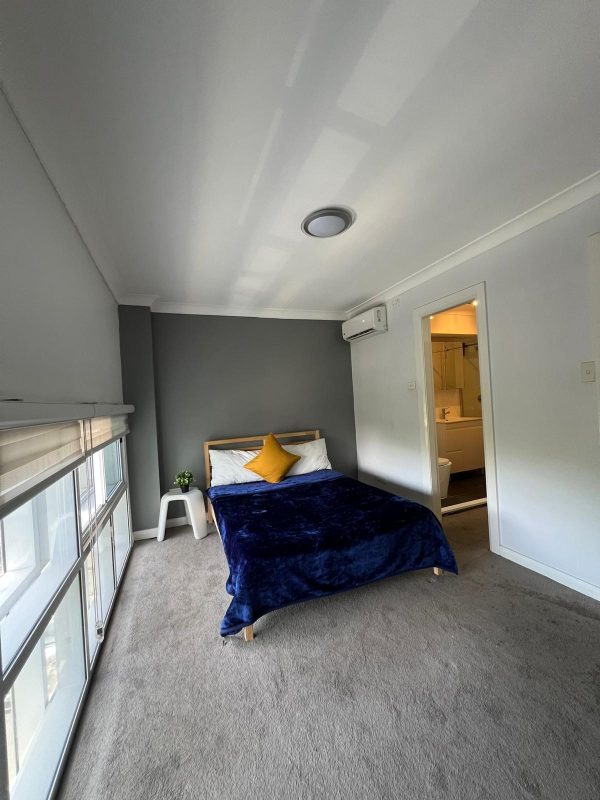 Modern Private Ensuite Room in Petersham (Room 3 Ensuite)