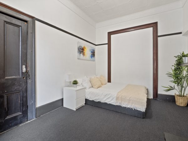 Furnished Private Room in PADDINGTON SYDNEY (Room 1 Standard)