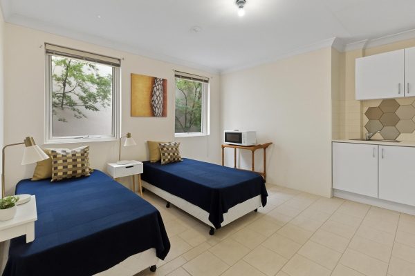 Large Self-Contained Studio Twin Room at Enmore Sydney (Room 14 bed 1)
