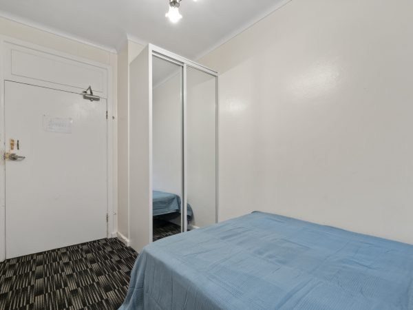 Large Ensuite Room in Randwick (Room 5 Ensuite) - Image 3
