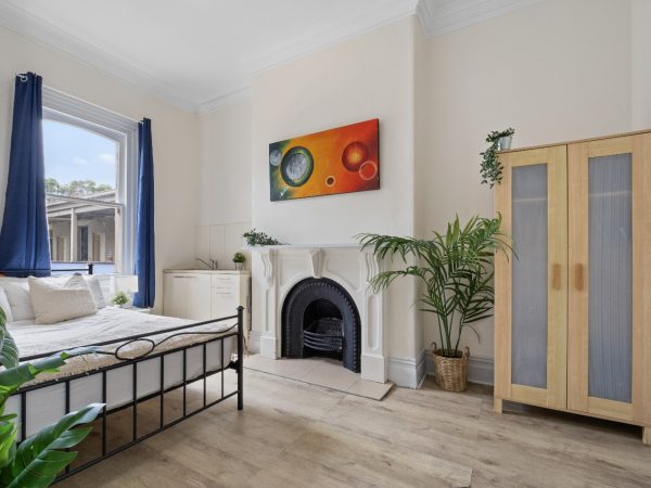 Standard Private Room in Redfern Sydney (Room 6) - Image 3