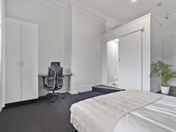 Furnished Private Room with Own bathroom & Kitchen in PADDINGTON 2021 (Room 23) - Image 4