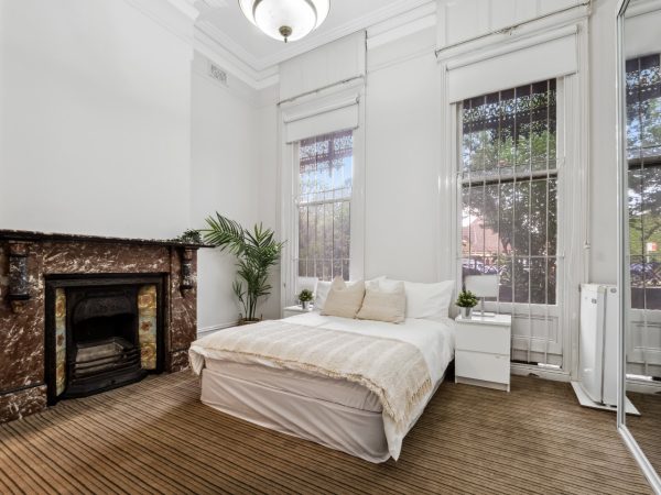 Furnished Private Studio w/ Private bathroom & kitchen (Room 2) - Image 4