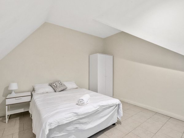 Large Self-Contained Studio Room at Enmore Sydney (Room 1)