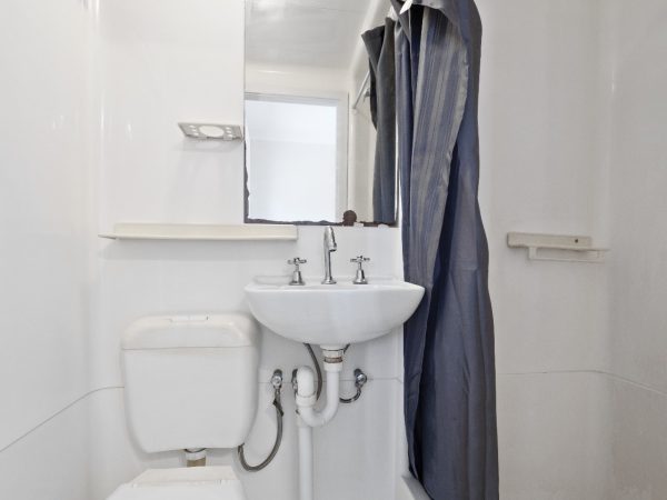 Paddington Accommodations (Room 9 Studio) - Image 5