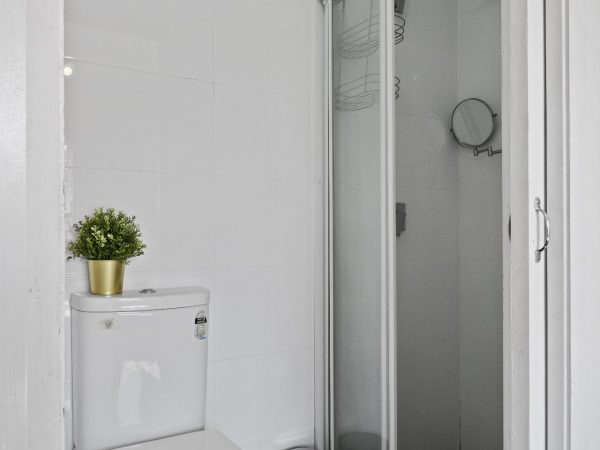 Large Ensuite Room in Randwick (Room - 6B) - Image 7
