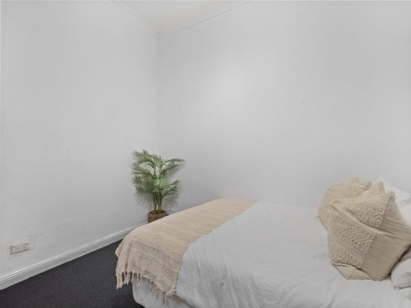 Standard Private Room in Redfern Sydney (Room 2) - Image 4