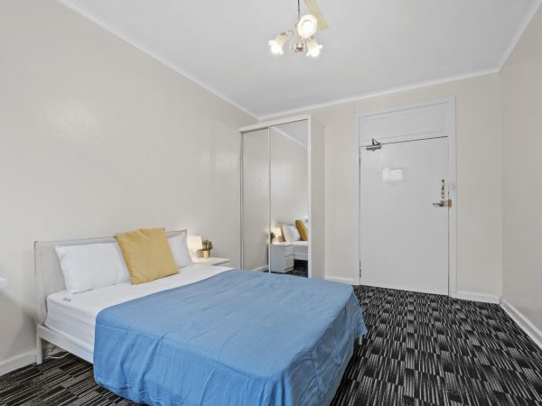 Large Ensuite Room in Randwick (Room - 11) - Image 2