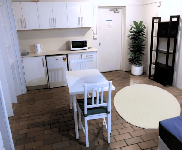 Furnished Private Room in Darlinghurst (Room B1 Studio) - Image 3