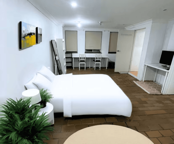 Furnished Private Room in Darlinghurst (Room B1 Studio) - Image 2